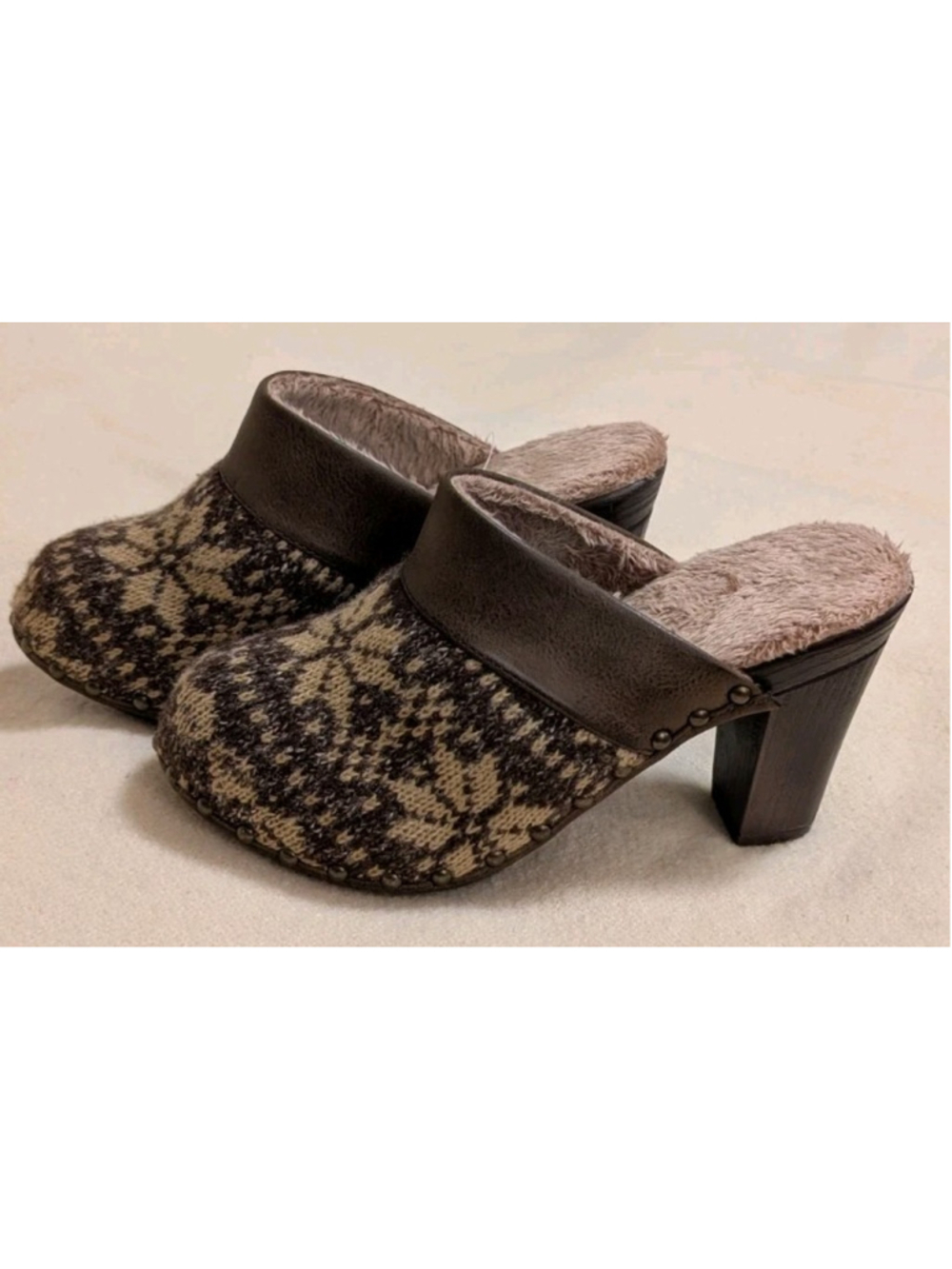 MUK LUKS Women’s Brown KAMERYN CLOG MULE Size 8 S113